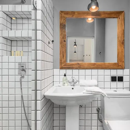 Wilcza 22a By Homeprime Apartment Warsaw